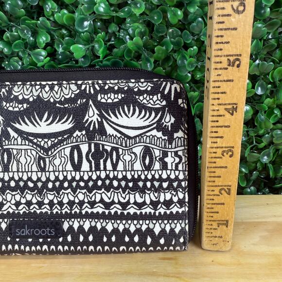 Sakroots Womens Billfold Wallet Zip Close Black Beige Organizer - Picture 4 of 10